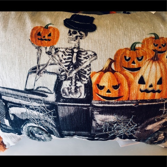 Haunted Truck Skeleton Carrying Evil JOL Pillow - Picture 2 of 13